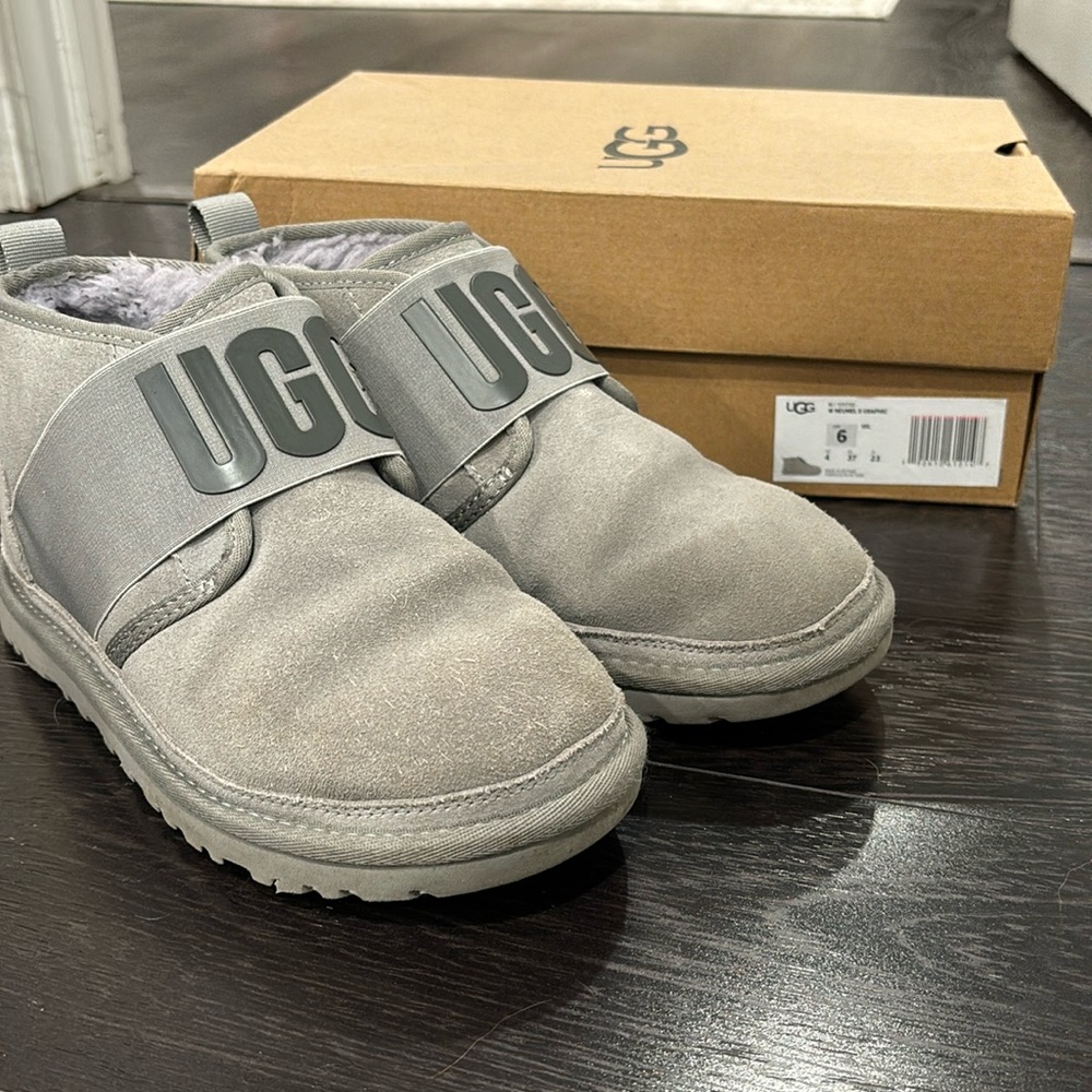 UGG Women’s Size 6